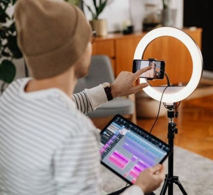 Set Up a Home Recording Studio: Beginner’s Guide to Home Recordings